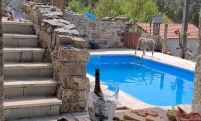 Corral do Alqueve House: Premium Holiday Rentals in Portugal – Private Holiday Home with Pool to Rent
