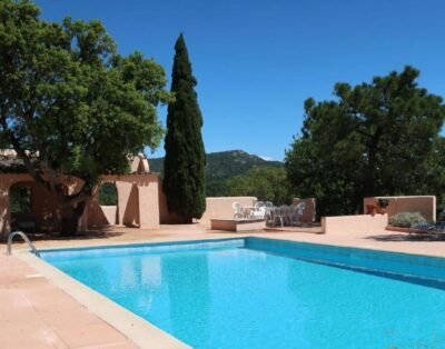 The Ultimate Guide to Holiday Rentals in France with Private Pool: Discover Your Dream Holiday Home in the French Riviera